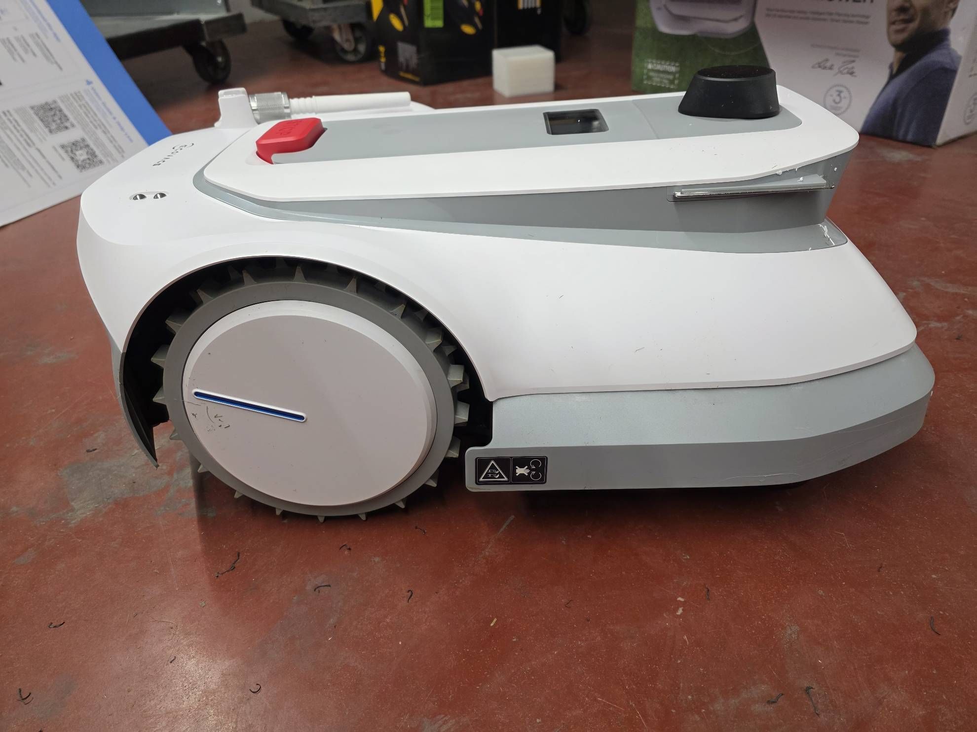 Ecovacs Mähroboter GOAT G1 800 bis 800 m² #747