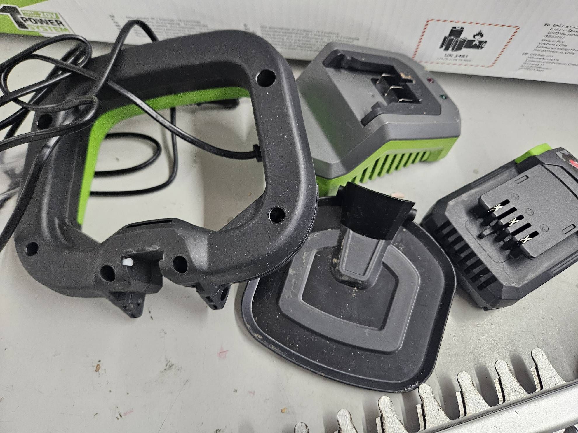 LUX Akku-Heckenschere 1 PowerSystem A-HS-20/52 mit Akku #E591
