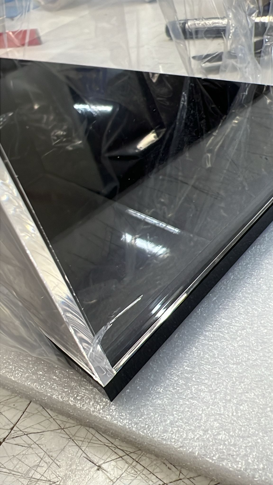 HMF Acryl Vitrine Schaukasten für Modellautos oder Figuren 30cm #2718