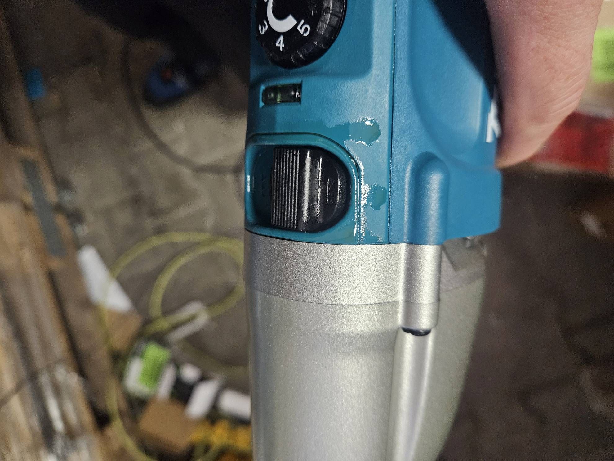 Makita HP2071J Schlagbohrmaschine 1010 W