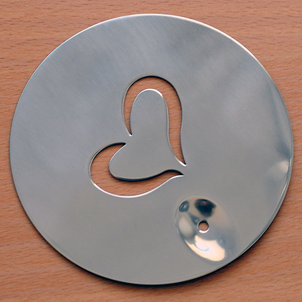 Cappuccino-Schablonen aus Edelstahl, 3 Stück, (CAFE, Kuss und Herz), 11 cm Durchmesser