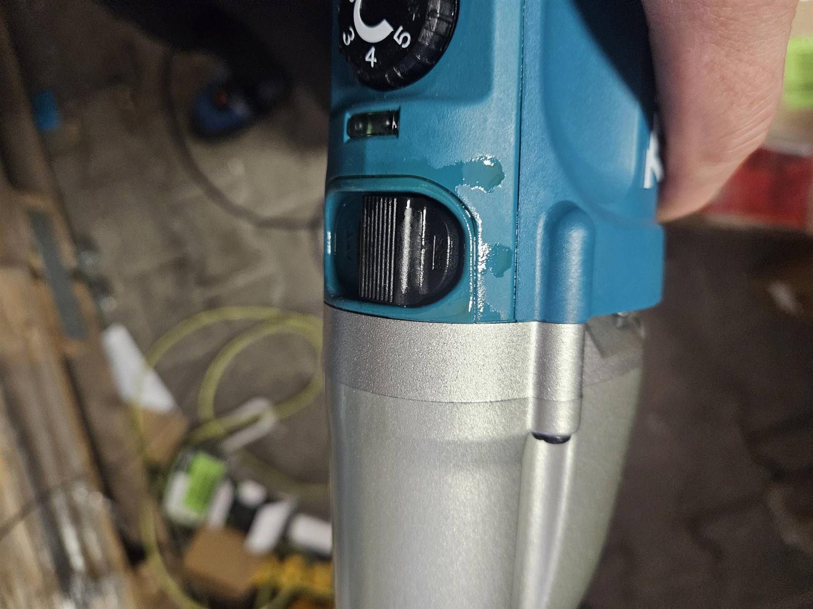 Makita HP2071J Schlagbohrmaschine 1010 W
