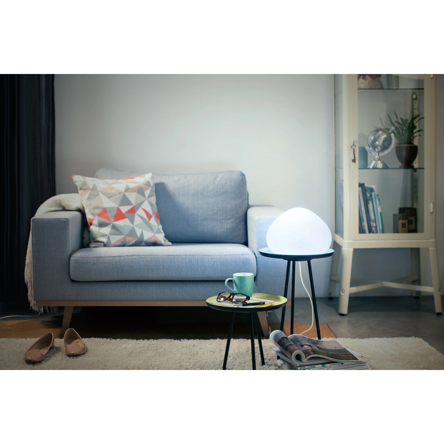 Philips Hue Tischleuchte White Ambiance Wellner Weiß 570 lm inkl. Dimmer