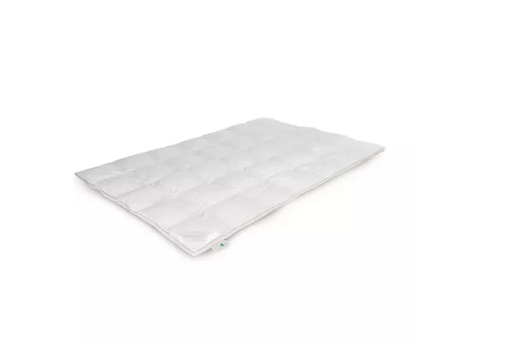 GOLDWOLKE Ganzjahres Bettdecke Zudecke Decke Kassettensteppung 155x220cm