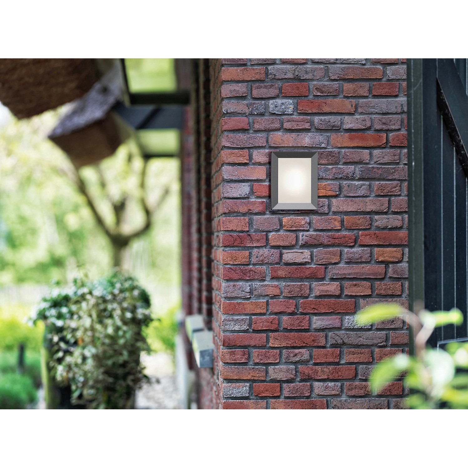 Philips myGarden LED Außenwandleuchte Karp Anthrazit