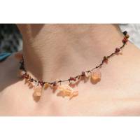 Beige Halskette mit Meerestieren