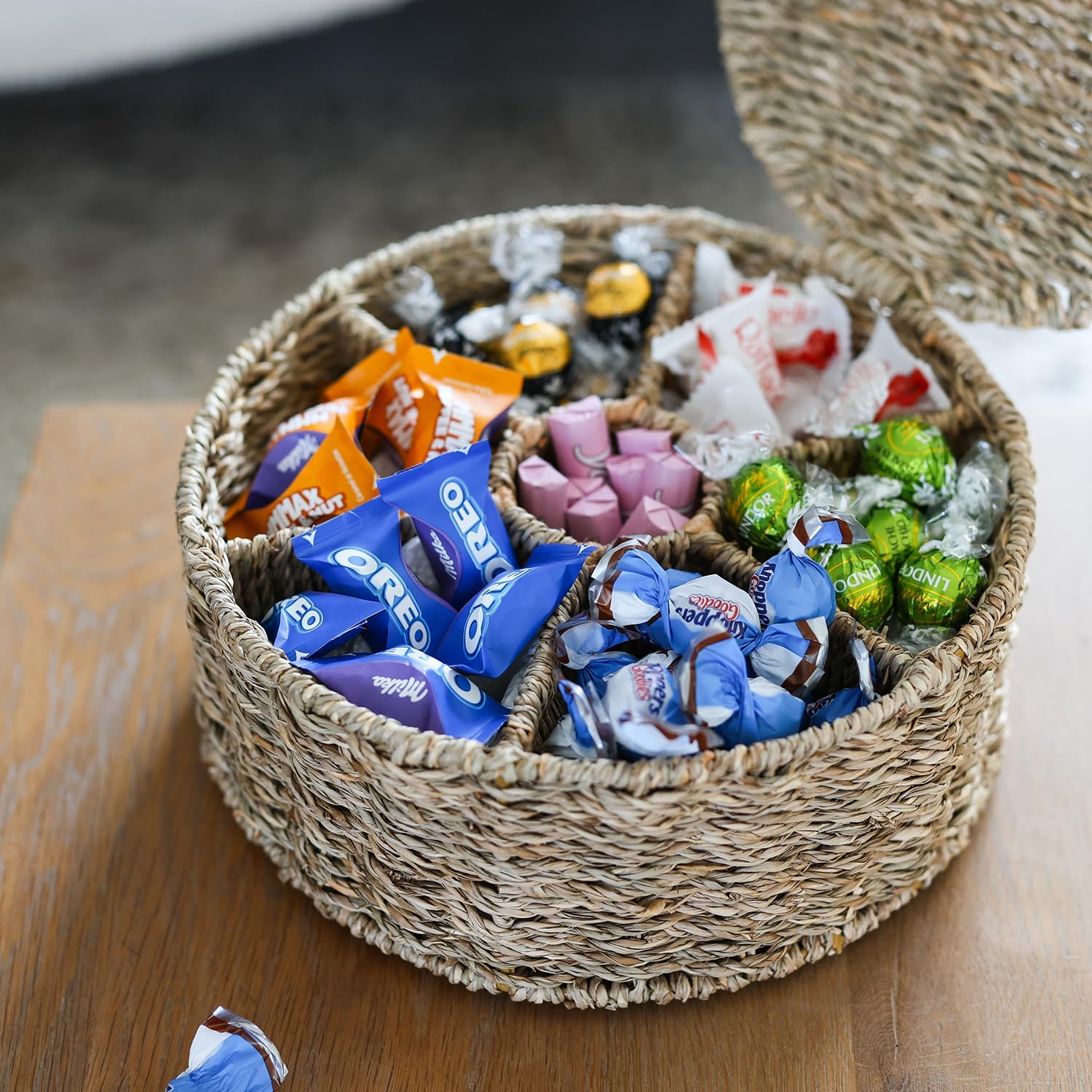 HMF Teebox für Teebeutel geflochten aus Seegras Tee Aufbewahrungsbox mit 7 großen Fächern 27 x 27 x 11 cm