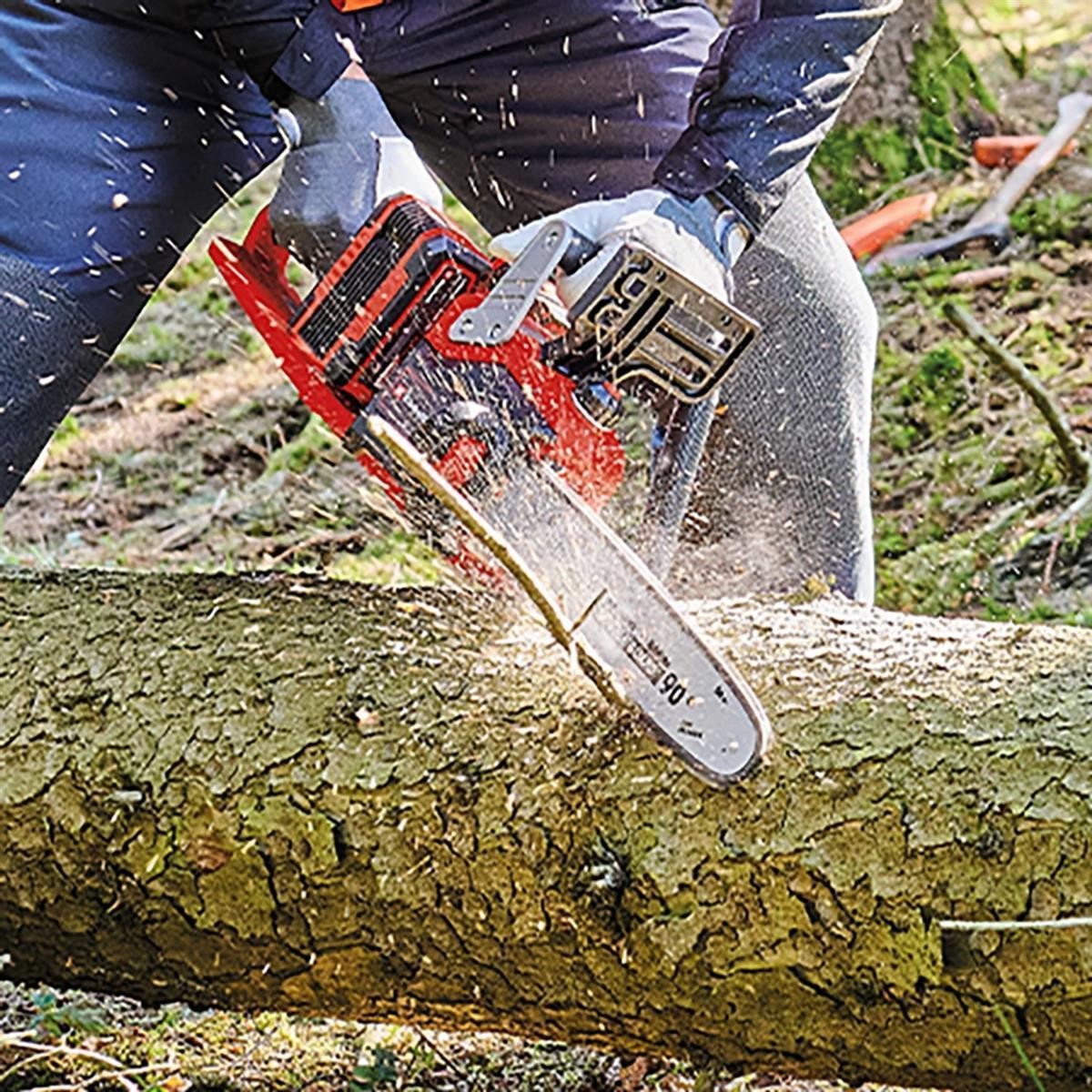 Kettensäge, Säge, Holzarbeiten, Holzstamm, Arbeitswerkzeug