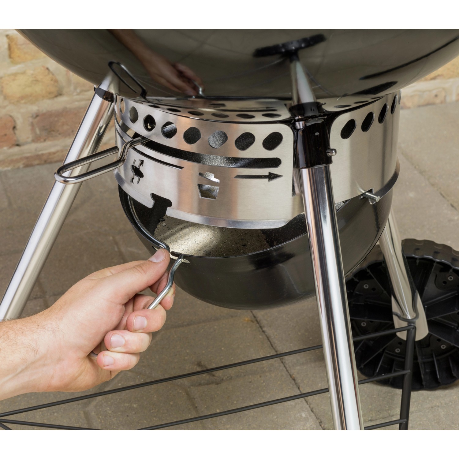 Weber Holzkohle Kugelgrill Master Touch GBS E 5750 Ø 57 cm Schwarz