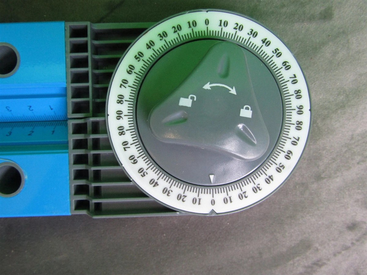mechanischer Timer, Drehskala, Schloss-Pfeile, Drehknopf, Plastikgehäuse