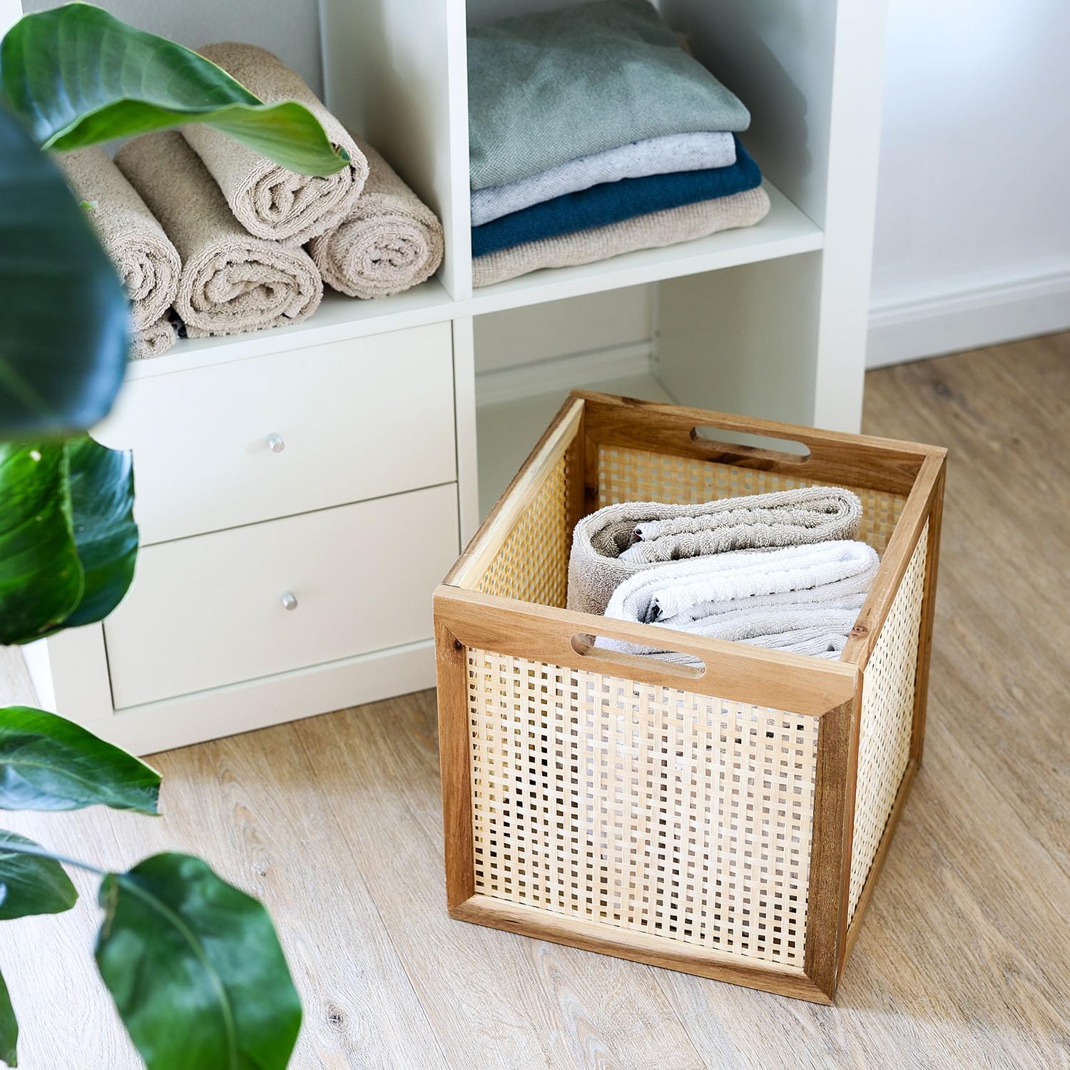 HMF Aufbewahrungskorb passend für Kallax Regale Korb aus Rattan mit Wiener Geflecht und Akazienholz Muster 3 32 x 34 x 32 cm