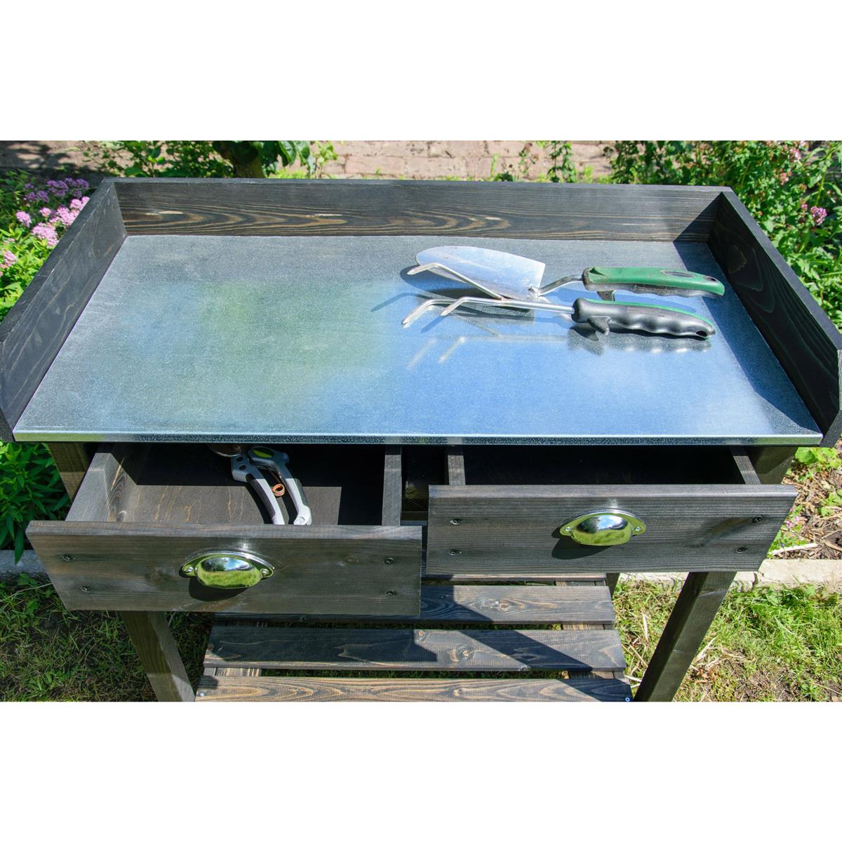 Grill, Grilltable, Schublade, Werkzeug, Holzschrank