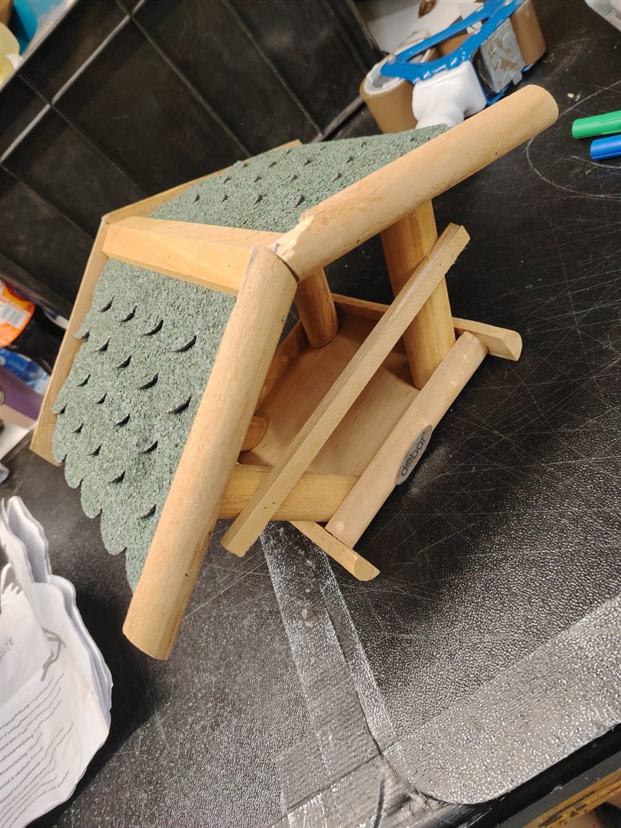 holz, holzstuhl, miniaturstuhl, kleinzubehör, werkzeug