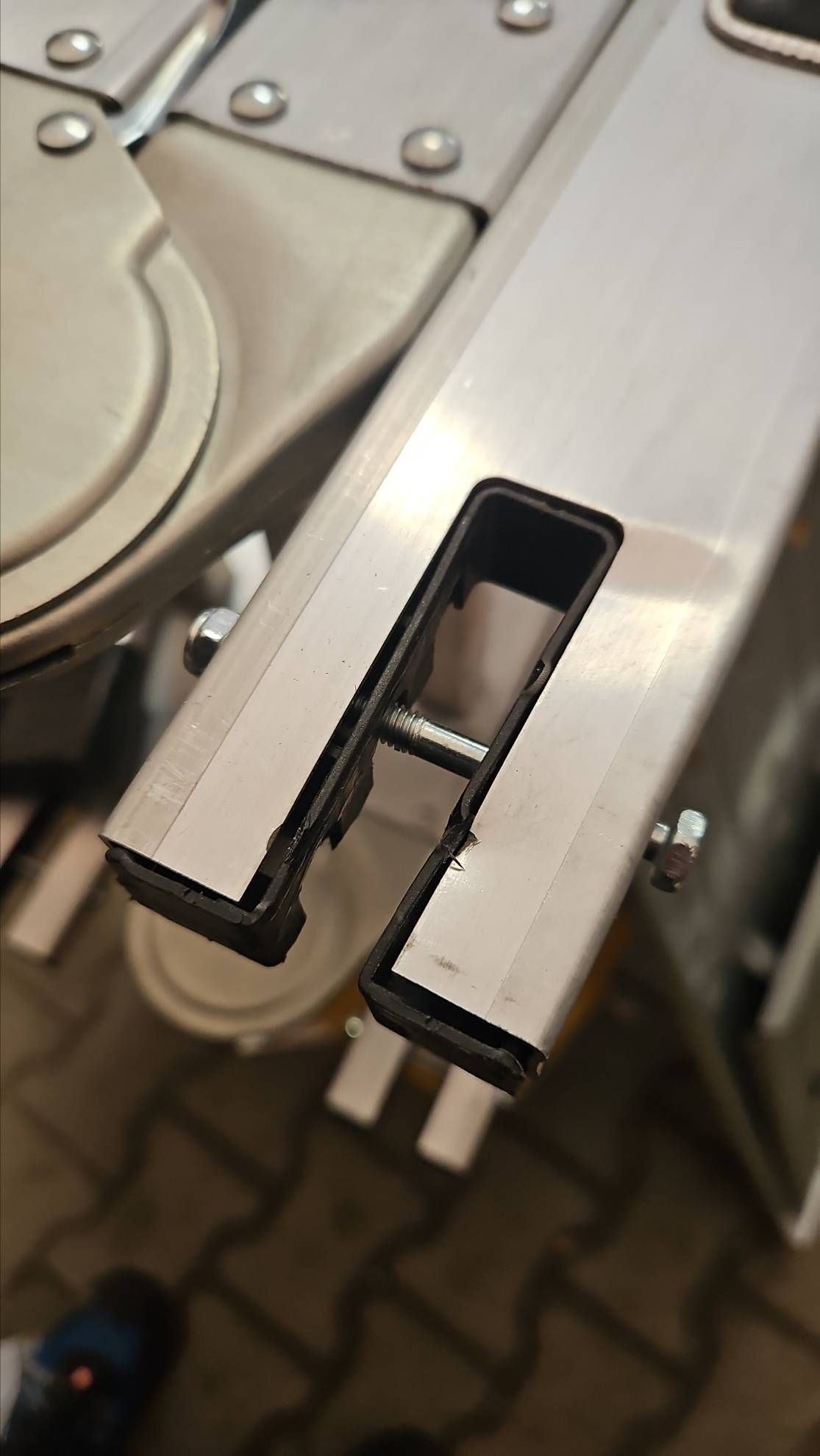 LUX Gelenkleiter mit Plattform #E436