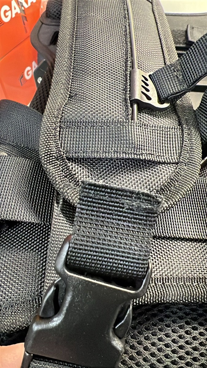 Rucksack, Tragesystem, Schnalle, Gurtband, Mesh-Rückenteil