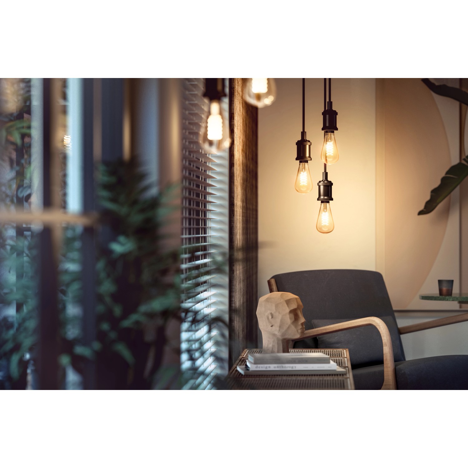 Philips Hue LED Leuchtmittel E27 Einzelpack White ST72 Filament 550 lm