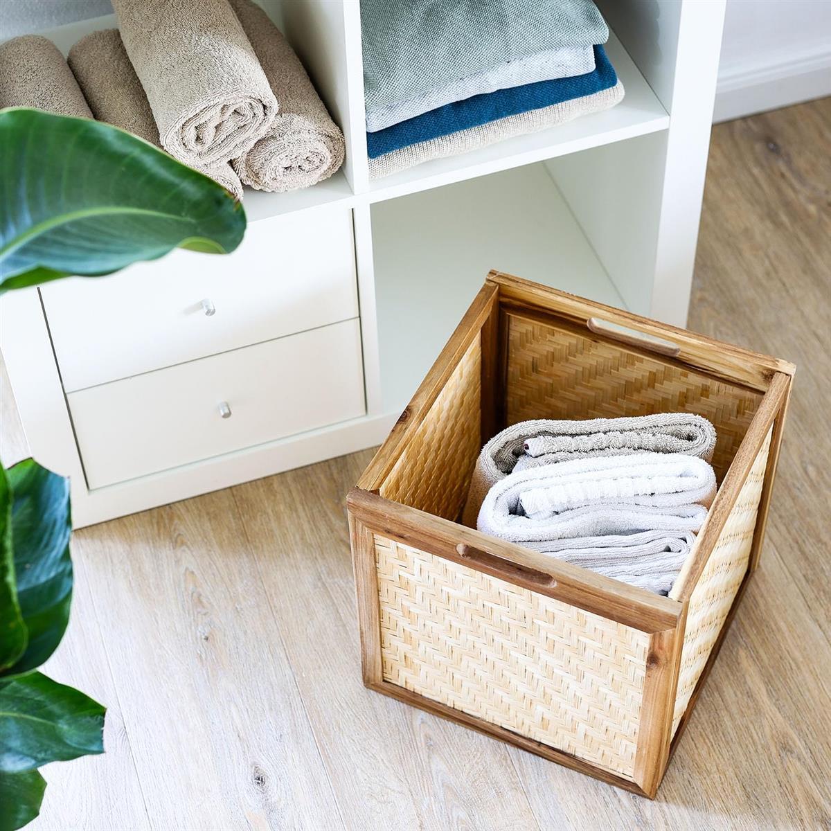 HMF Aufbewahrungskorb passend für Kallax Regale Korb aus Rattan mit Wiener Geflecht und Akazienholz 32 x 34 x 32 cm