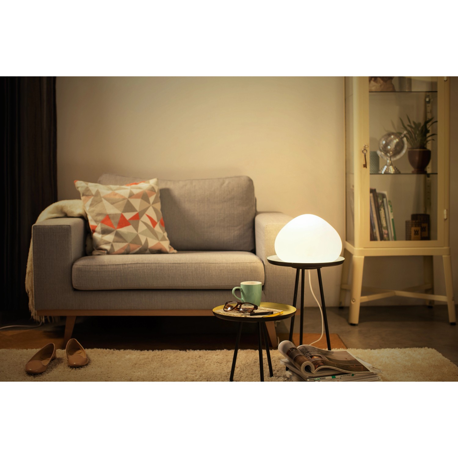 Philips Hue Tischleuchte White Ambiance Wellner Weiß 570 lm inkl. Dimmer