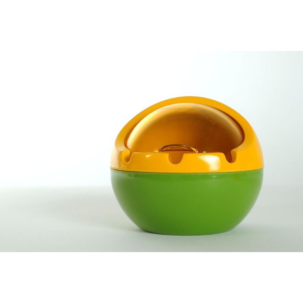 Aschenbecher Space RETRO mit Klappe, Höhe 8 cm, viele Farbkombinationen zur Auswahl