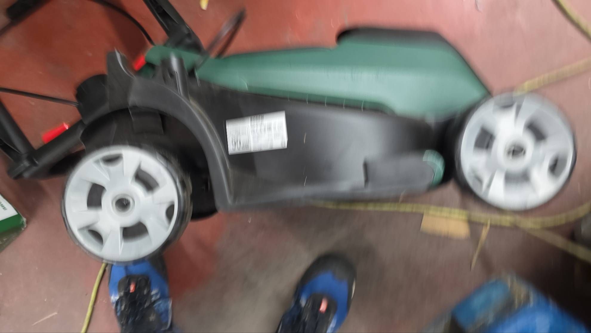 Bosch Akku-Rasenmäher CityMower 18V-32 inkl. Akku und Ladegerät #742