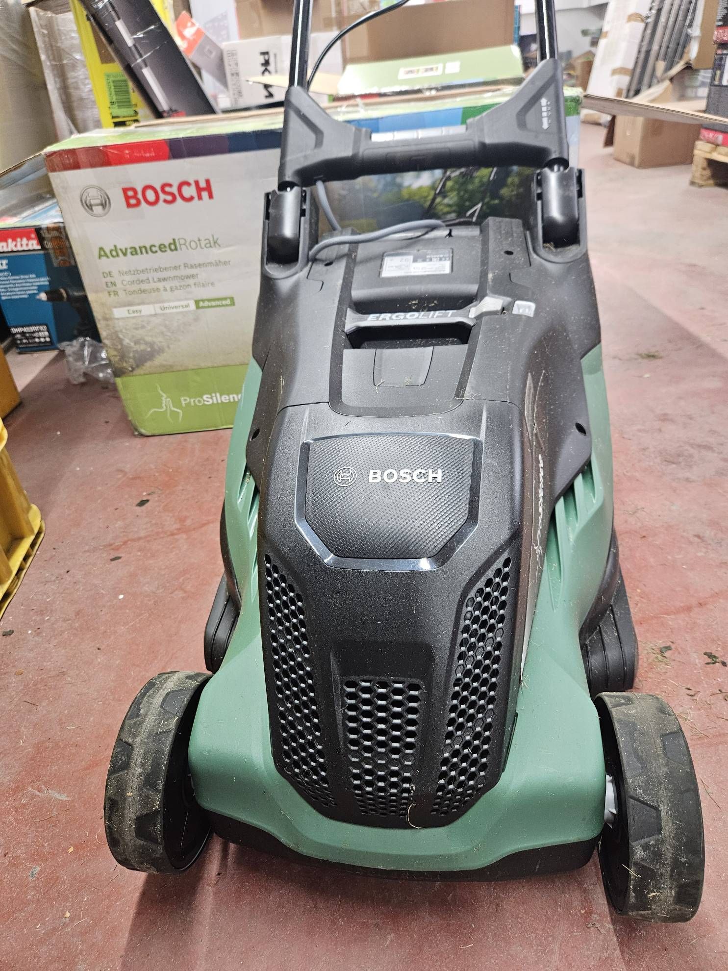 Bosch AdvancedRotak 690 Elektro Rasenmäher mit 50L Fangbox 1800 Watt #E645
