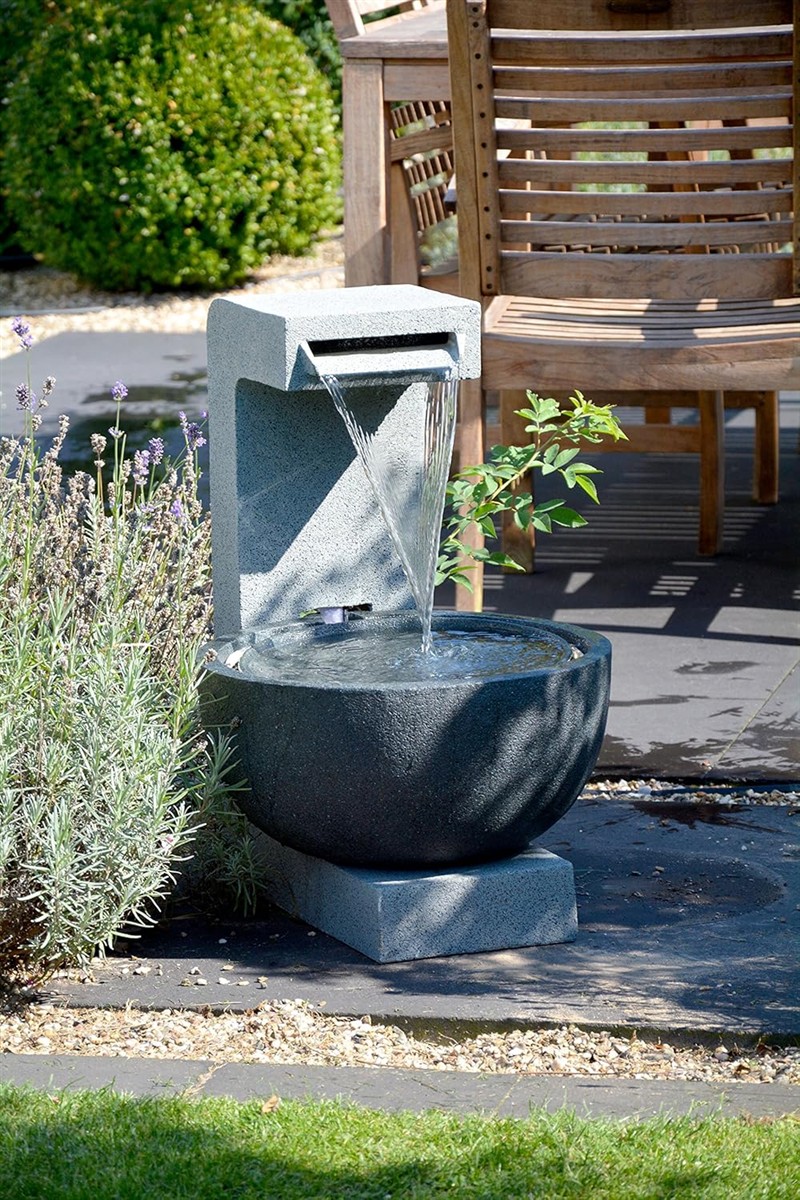Brunnen, Wasserspiel, Stein, Garten, Wasserspiel