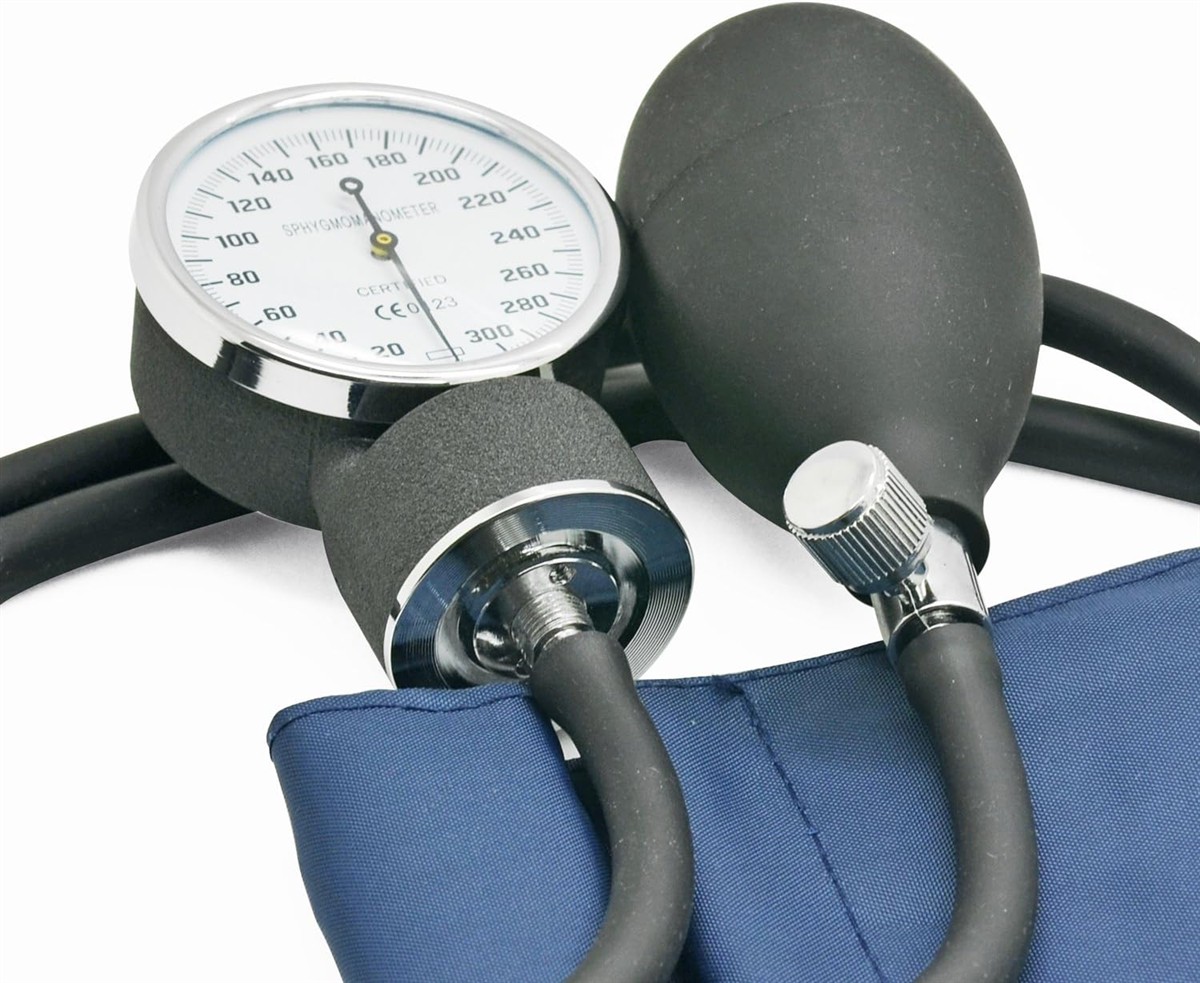 Blutdruckmessgerät, Sphygmomanometer, blauer Beutel, Messgerät, Armband