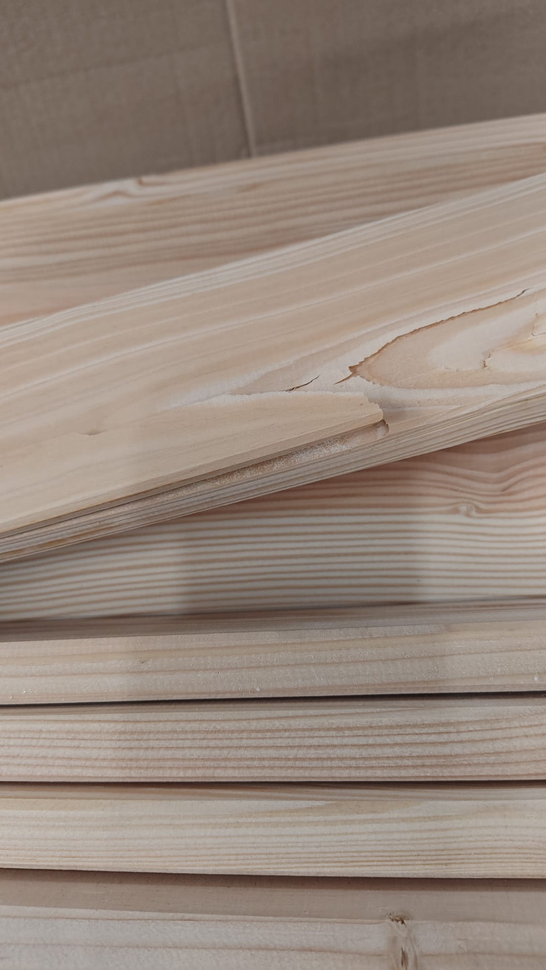 Holz, Holzlatten, Bauholz, Holzplatten, Rawholz