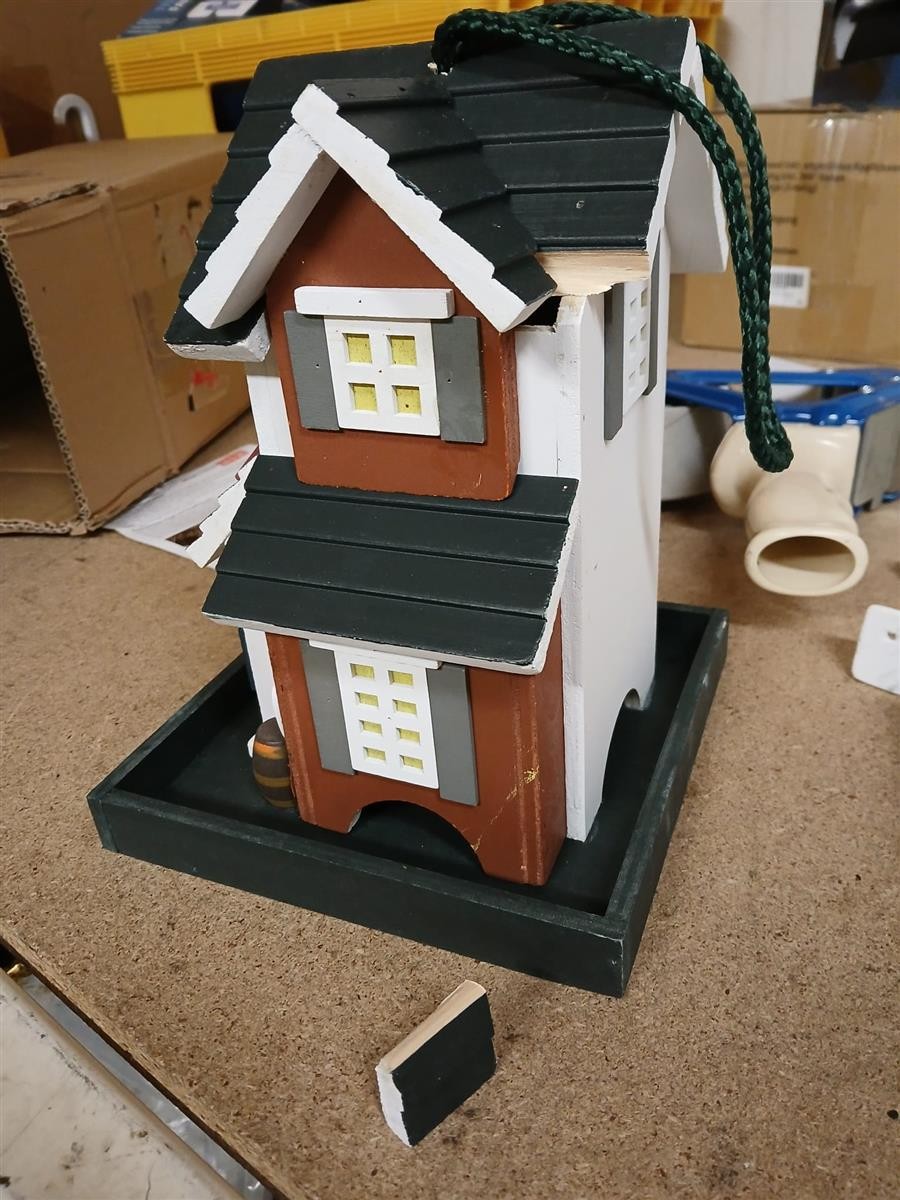 Holzhaus, Dekohaus, Miniaturhaus, Maßstab, Käfigstand