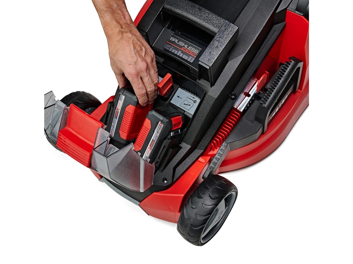 Akku‑Rasenmäher, Batterie, Lädt Akku, Rasenkante, Räder/Body