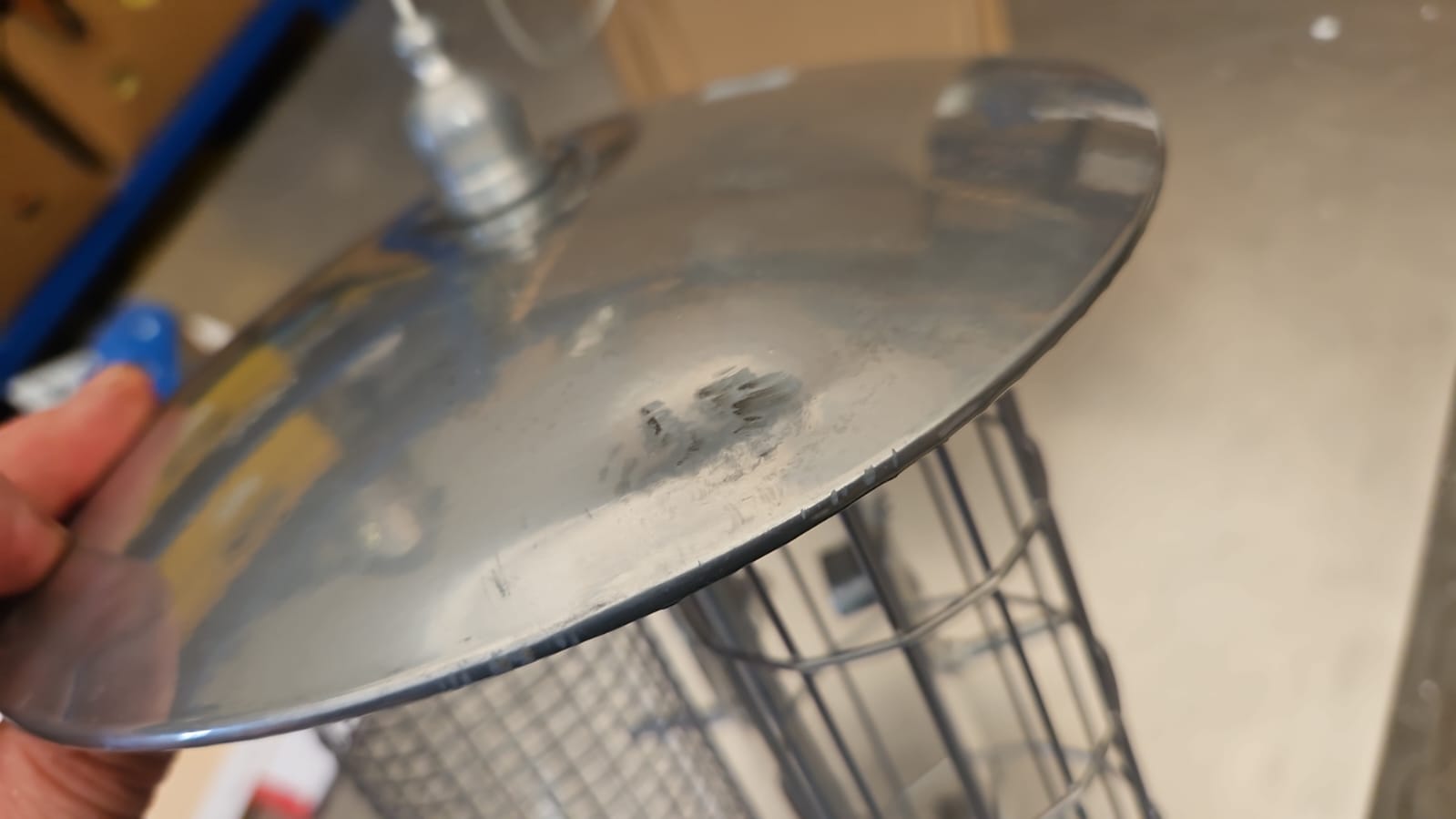 Dobar Multifunktions Futtersäule mit 3 Kammern Metall #D217