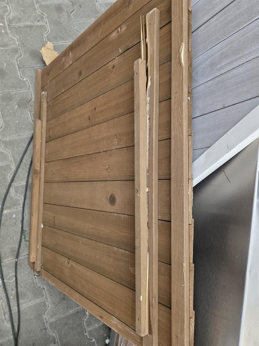 dobar Hundehütte "Hubi" - Outdoor Hundehaus Massivholz - Hundekäfig Spitzdach - Holzhütte für mittelgroße Hunde - Haustierhütte mit abnehmbarem Boden - 90 x 77 x 109 cm - Braun/Grau #DH100