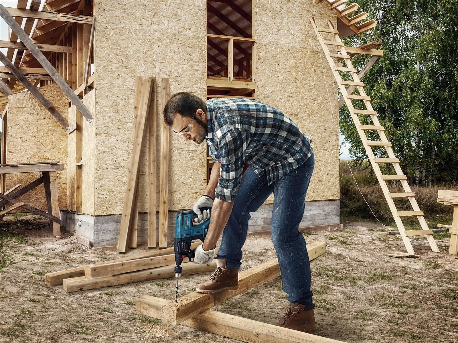 Bosch Professional Akku Bohrhammer GBH 18 V 21 mit 2 Akkus, GAL & L Boxx