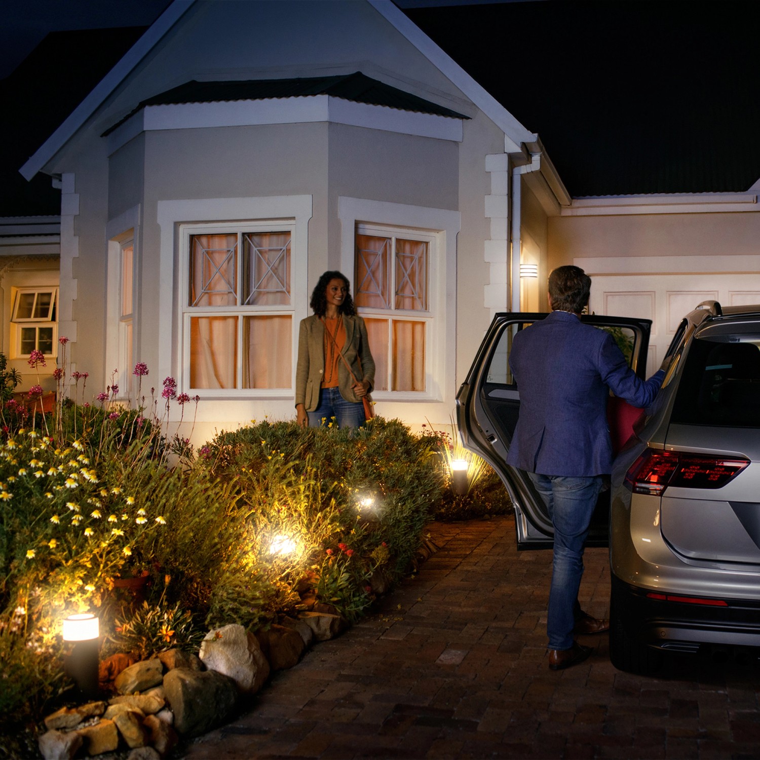 Philips Hue LED Sockelleuchte White & Color Ambiance Calla Schwarz Erweiterung