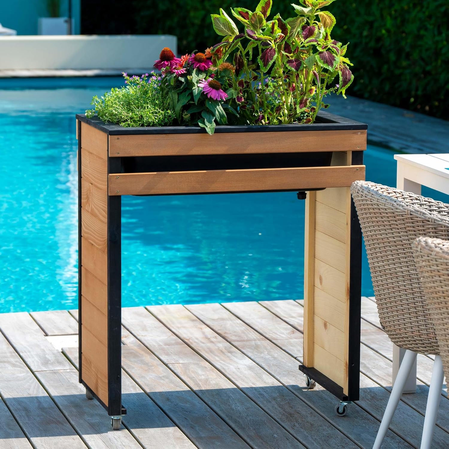 dobar Hochbeet Wheely Gr. M für Rollstuhlfahrer - Pflanzkasten aus Holz aus Rollen mit Pflanzkübel - Kräuterbeet für Indoor und Outdoor - Balkon-Hochbeet Natur