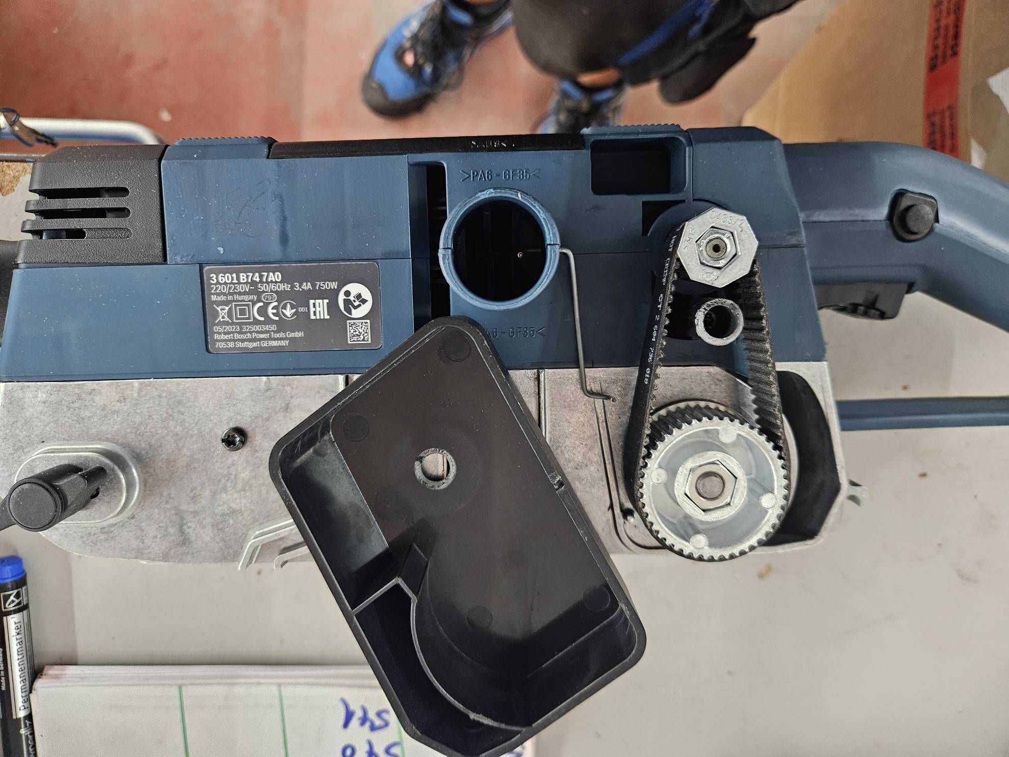 Bosch Professional Bandschleifer GBS 75 AE #E540