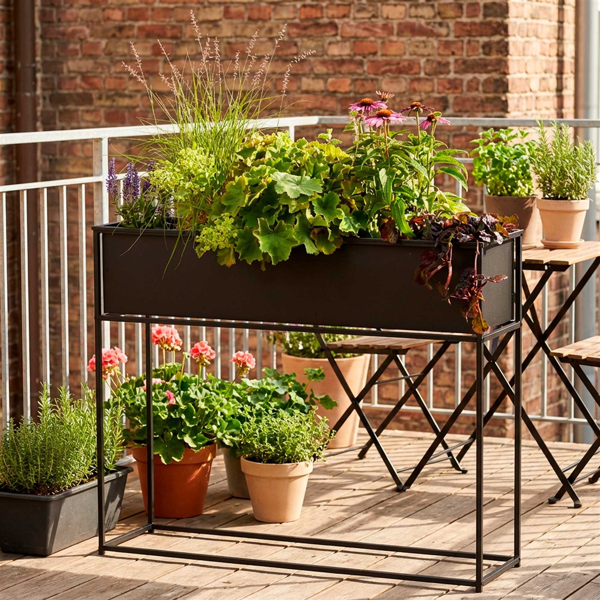 pflanztisch,  balkonpflanzen,  blumenkasten,  rostfreier metallrahmen,  kastenbecken