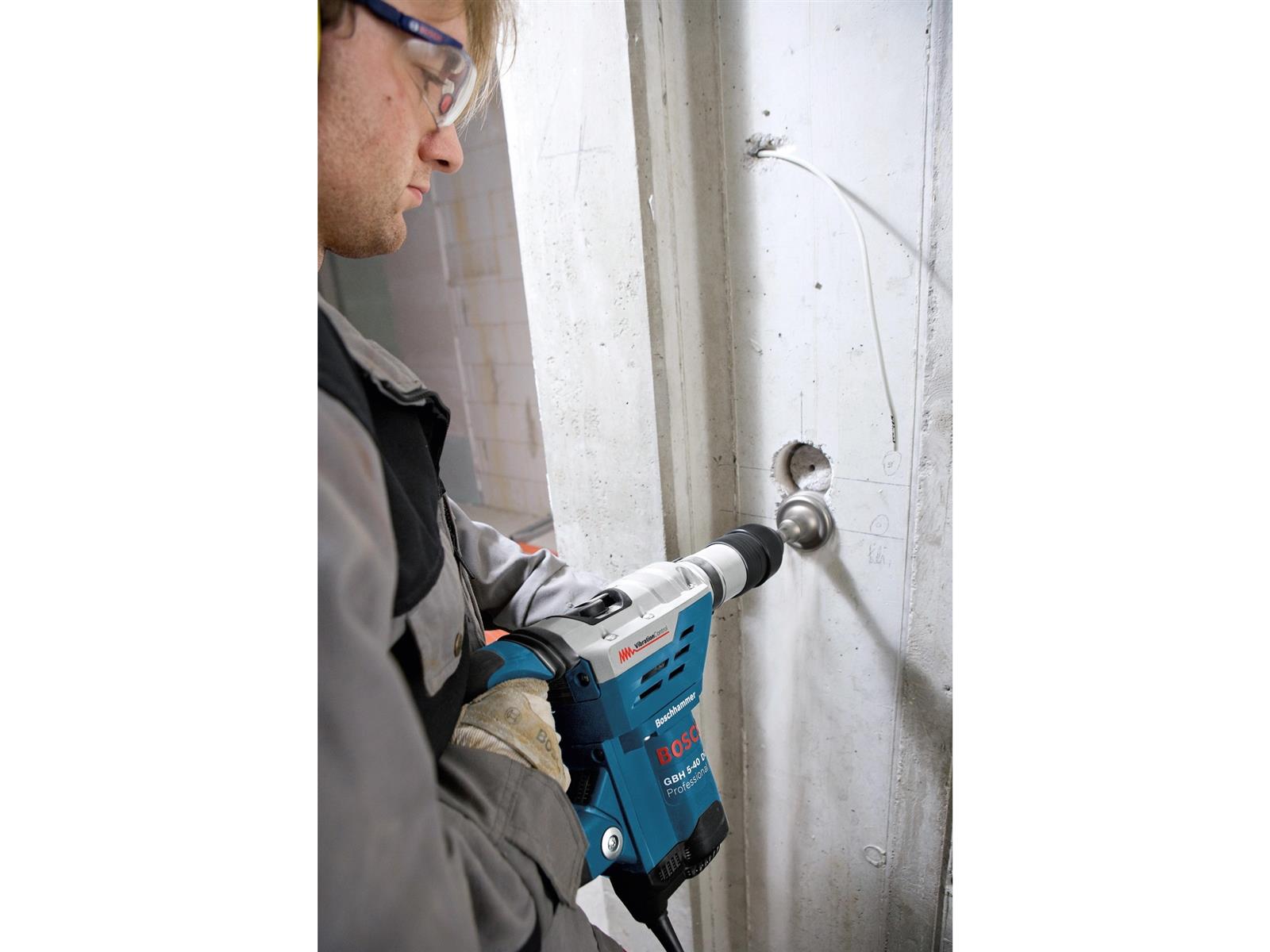 Bosch Professional Bohrhammer GBH 5 40 DCE