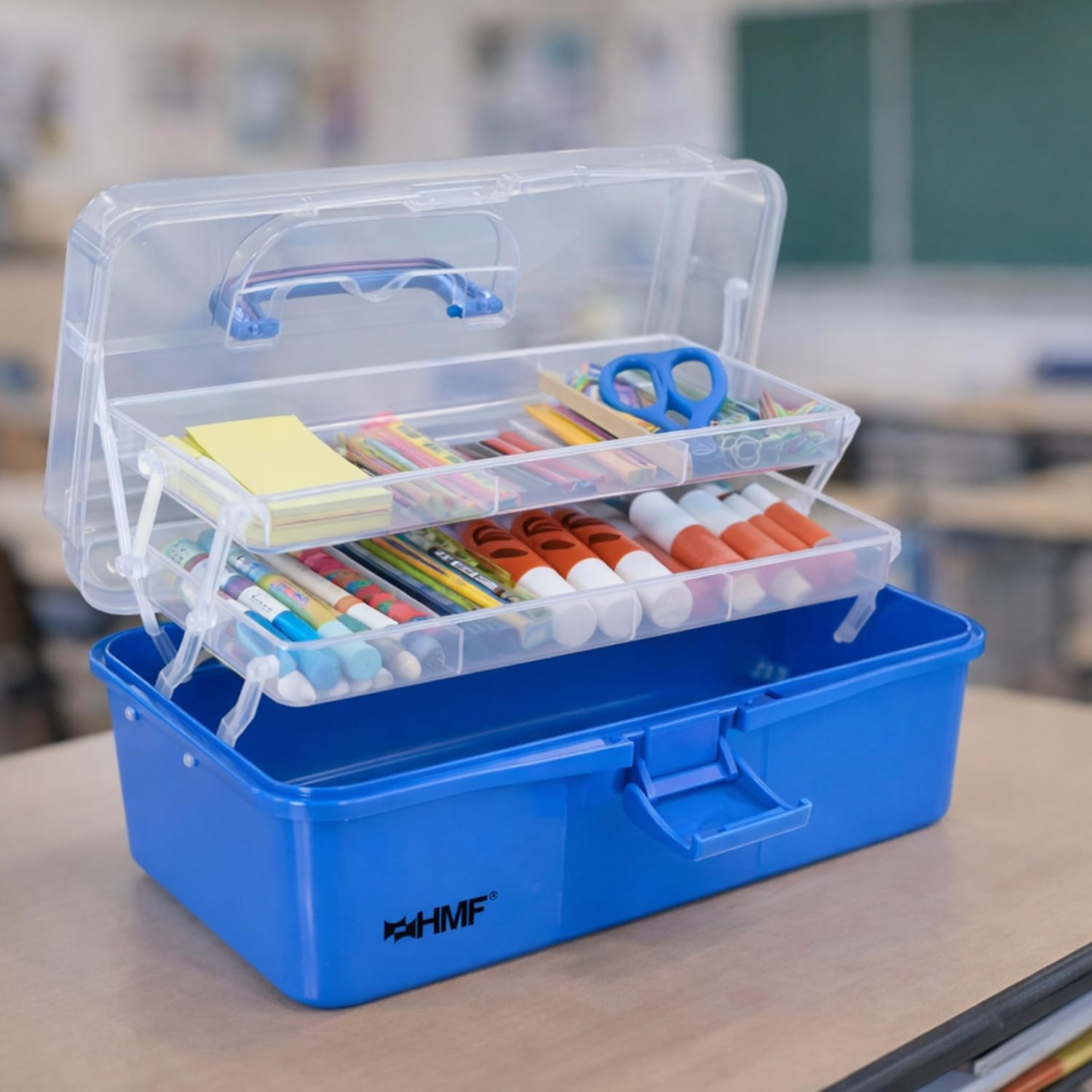 Schulmaterial, Schreibwaren, Schulbox, Klebestifte, Scheren