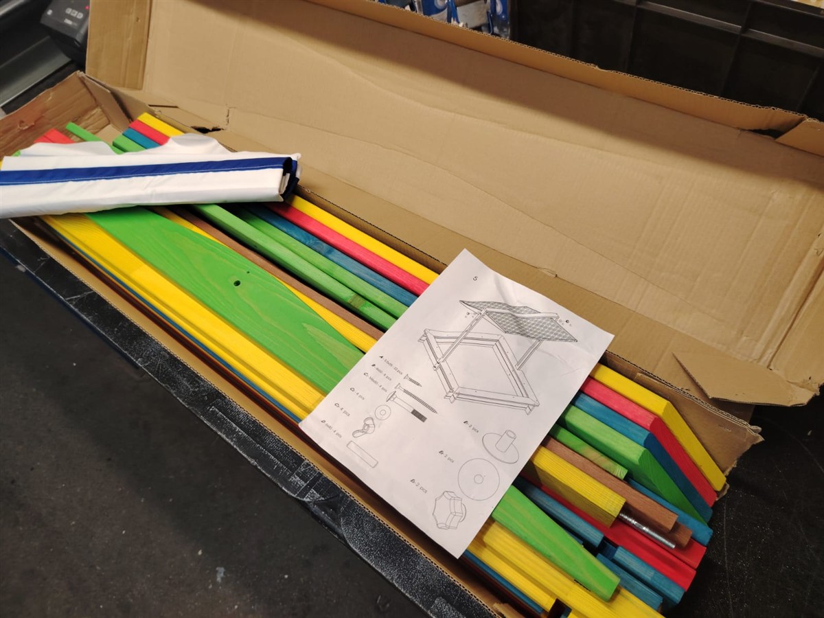 Holzbohlen, Bunte Bretter, Krea-Baumaterial, Arbeitsplatz-Baukit, Anleitung
