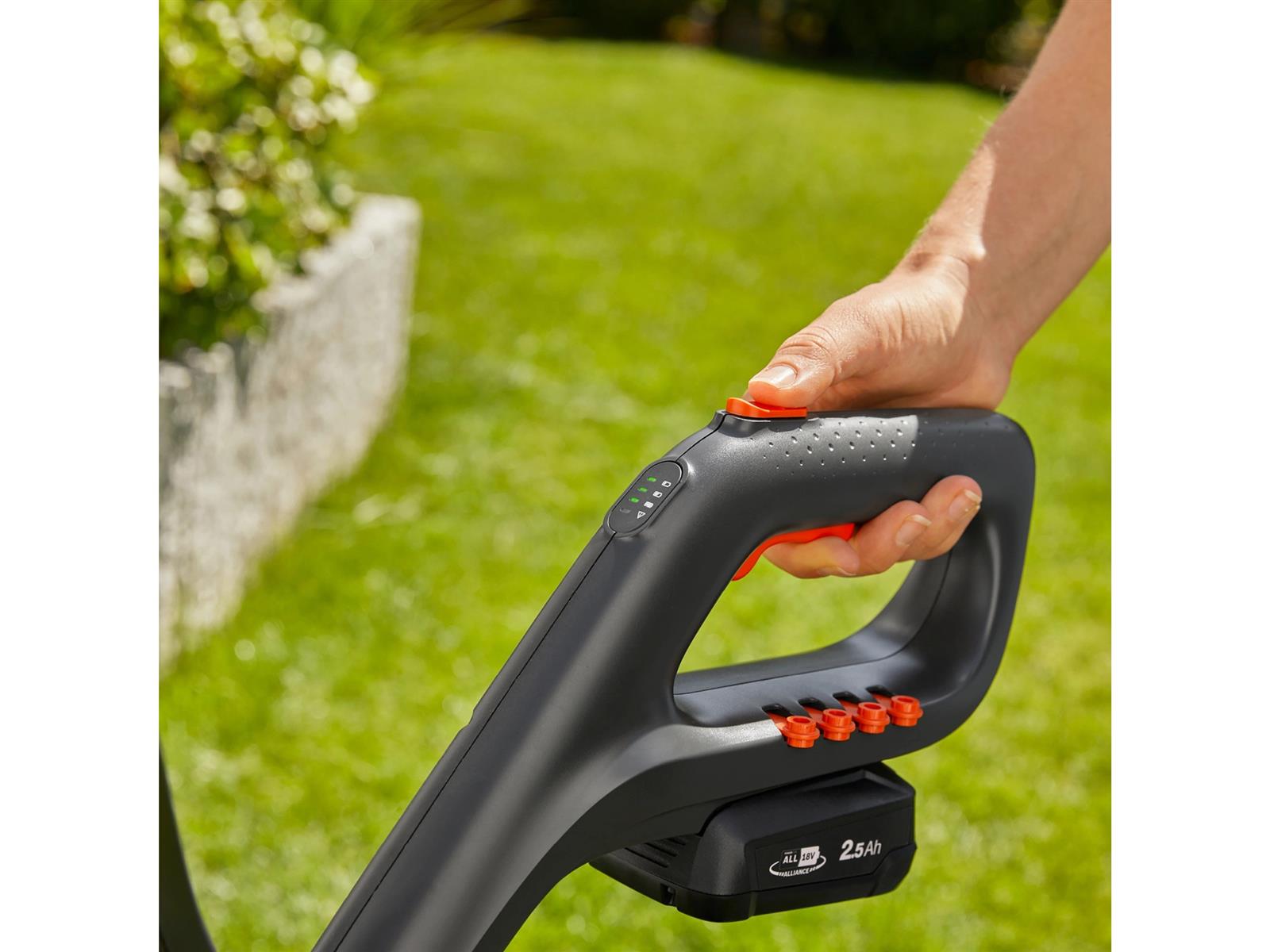 Gardena Akku Trimmer ComfortCut 23/18 V P4A solo ohne Akku und Ladegerät