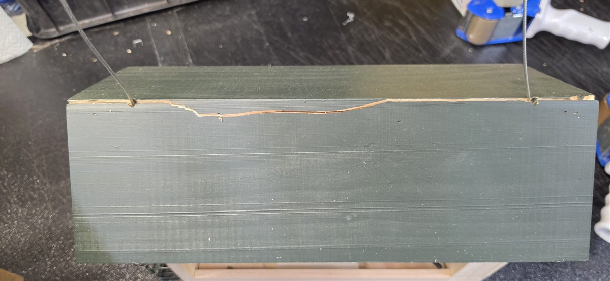 Holzblock, Grau, Riss, Kantenabriss, Seilaufhängung