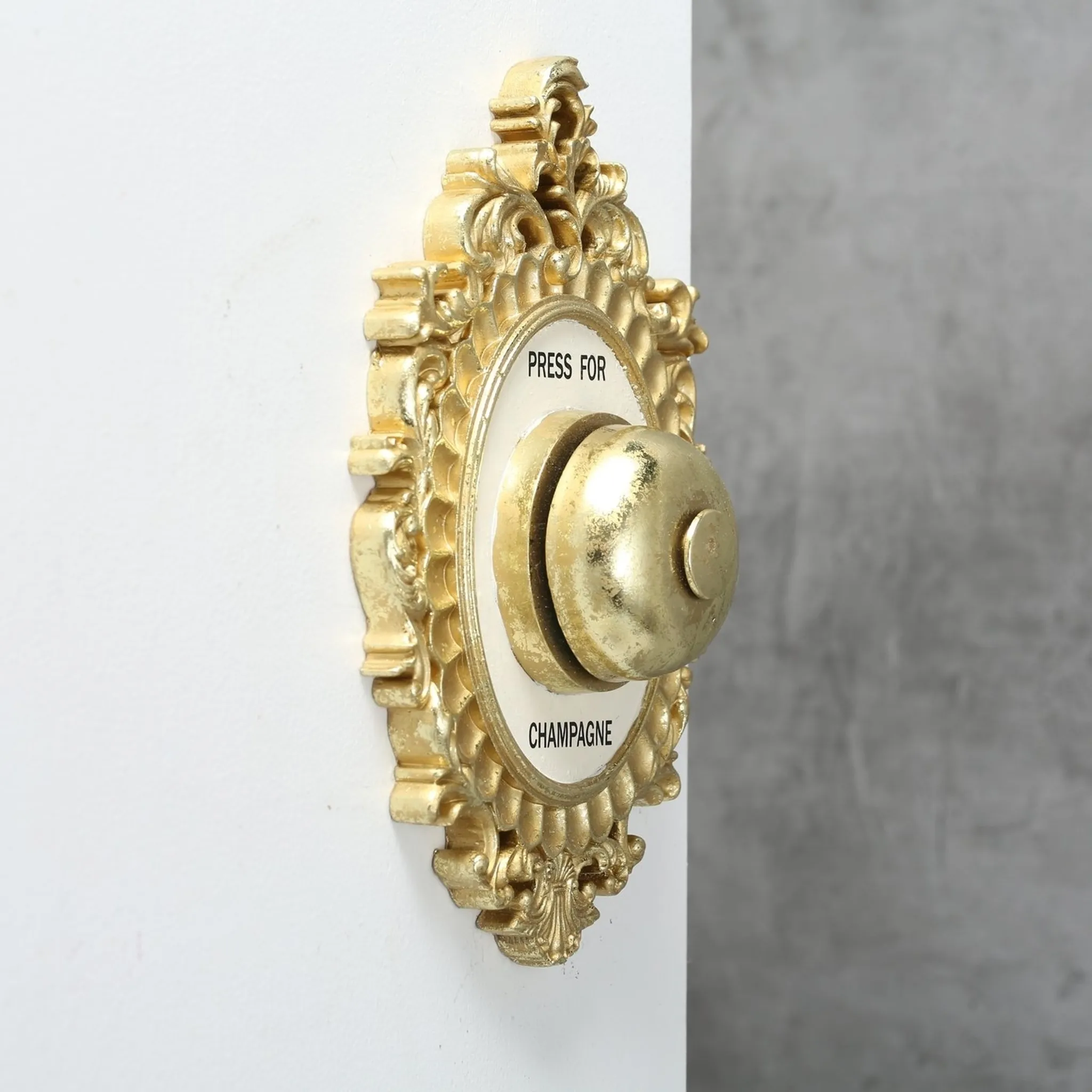 Boltze Wandobjekt Champagner Klingel Deko-Schild für Sekt-Liebhaber Geschenkidee edles Design Wanddekoration mit angedeuteter Klingel