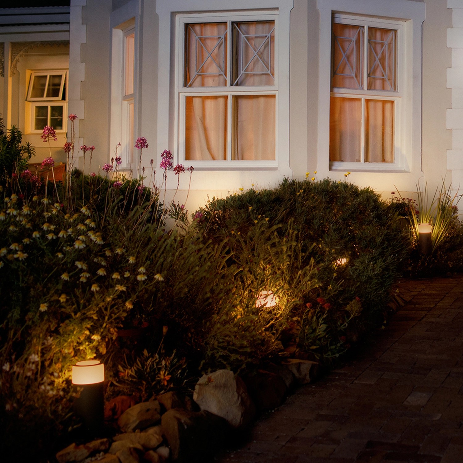 Philips Hue LED Sockelleuchte White & Color Ambiance Calla Schwarz Erweiterung