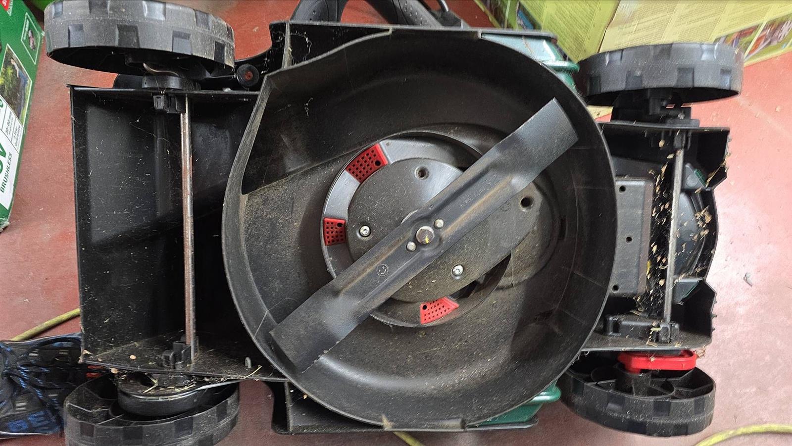 Bosch Akku-Rasenmäher CityMower 18V-32 inkl. Akku und Ladegerät #742