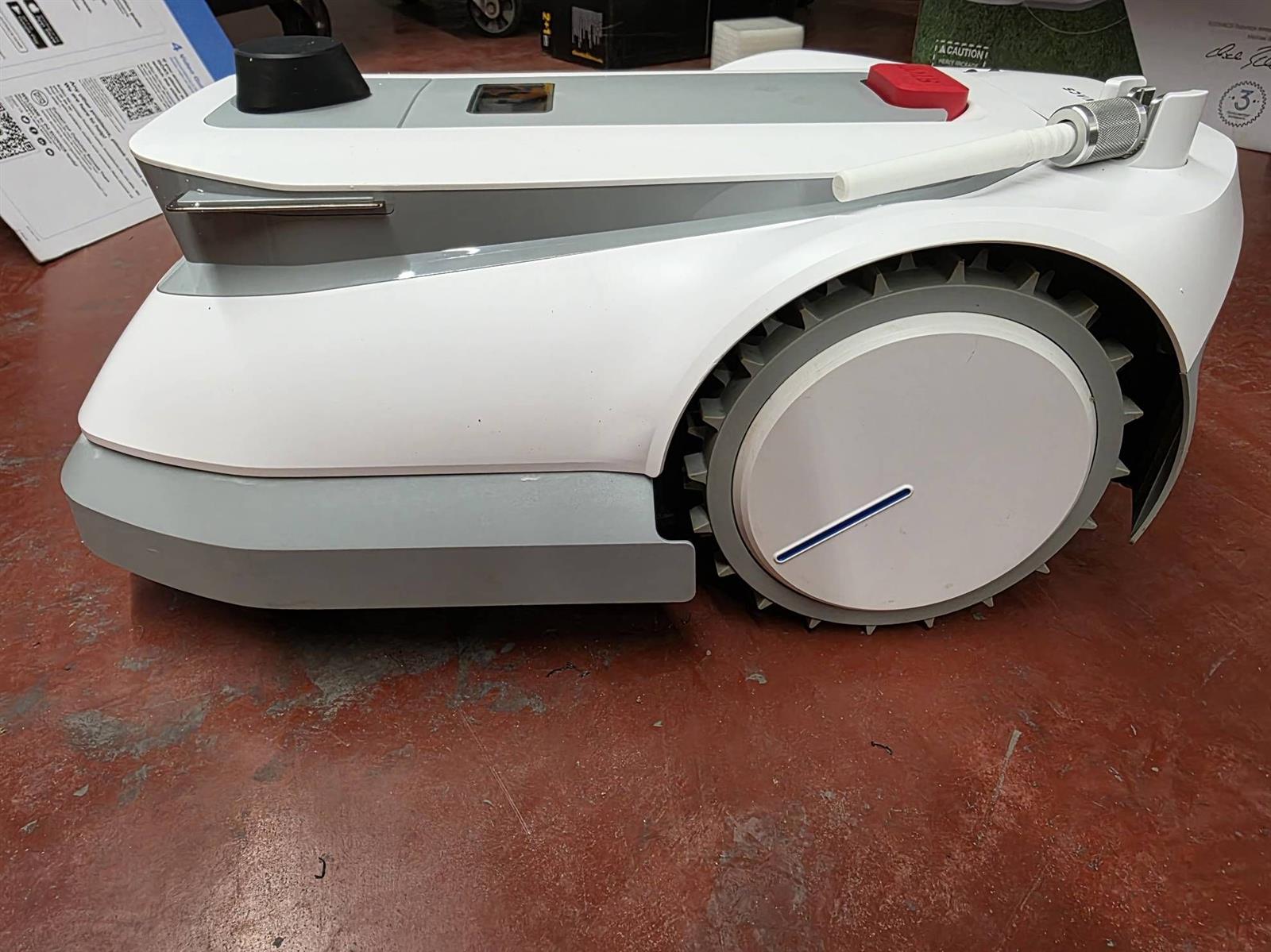 Ecovacs Mähroboter GOAT G1 800 bis 800 m² #747