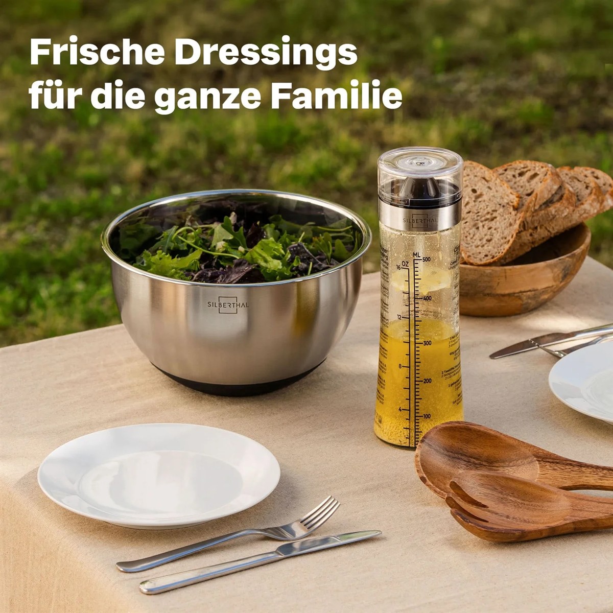 Salat Bowl, BlattgrünSalat, MetallSchüssel, Salatbesteck, Messflasche