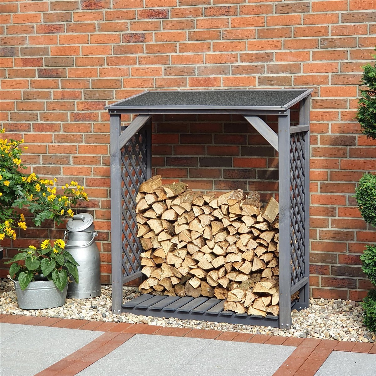 holzfeuerholz, feuerholz-regal, holzscheite, holzlager, garten-grill